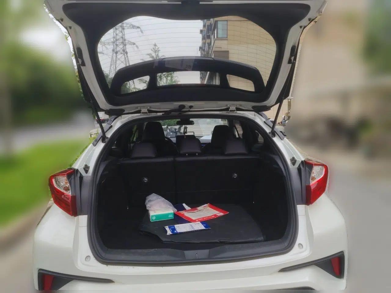 Toyota C-HR 2020 2.0L Leading Edition — миниатюра 16
