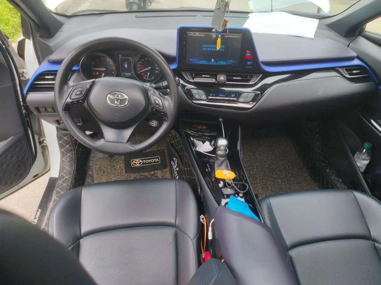 Toyota C-HR 2020 2.0L Leading Edition — миниатюра 18