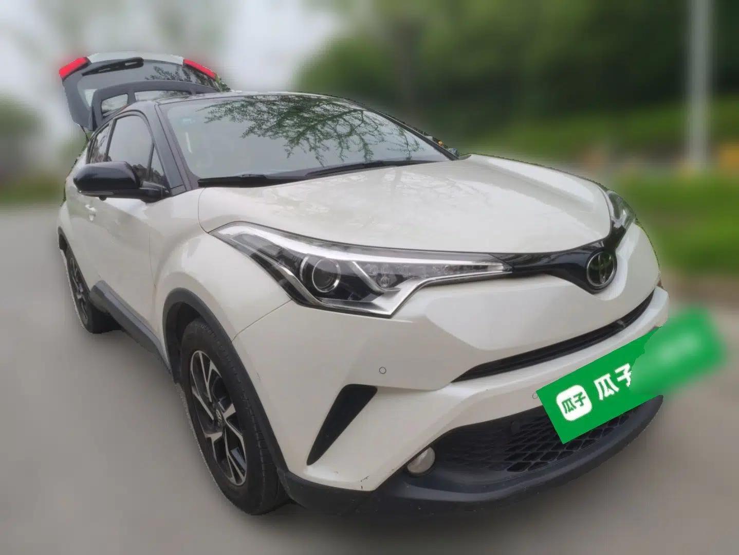 Toyota C-HR 2020 2.0L Leading Edition — миниатюра 3