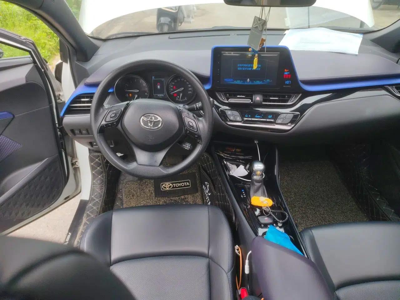 Toyota C-HR 2020 2.0L Leading Edition — миниатюра 9