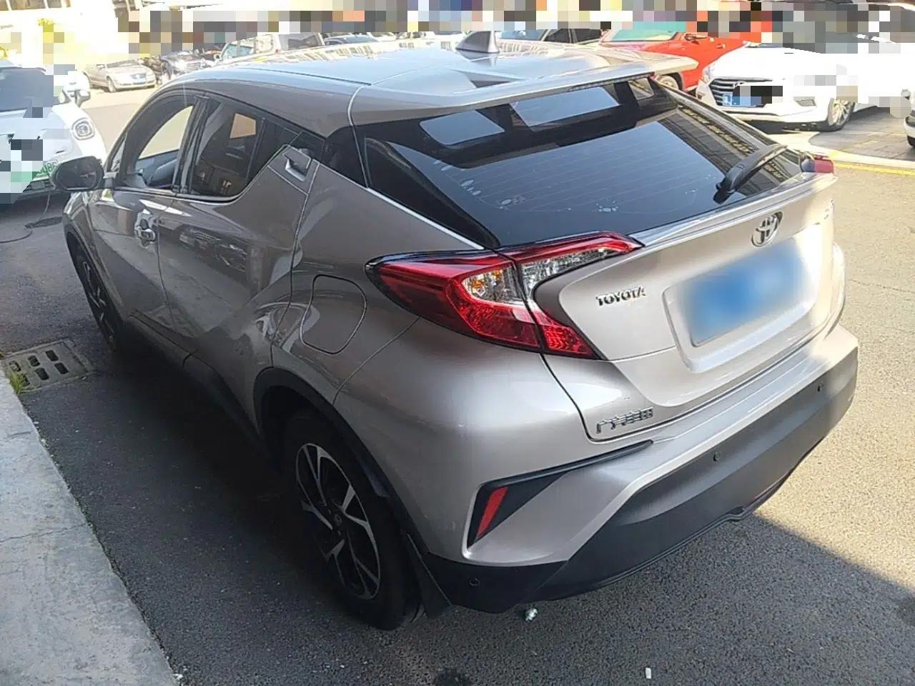 Toyota C-HR 2020 2.0L Leading Edition — миниатюра 4