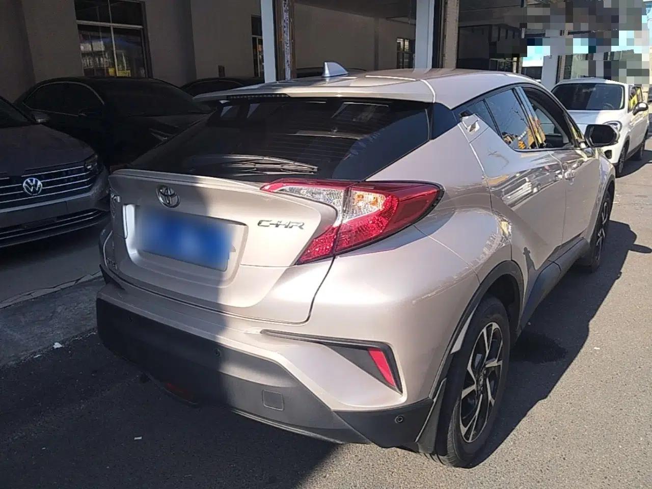 Toyota C-HR 2020 2.0L Leading Edition — миниатюра 6