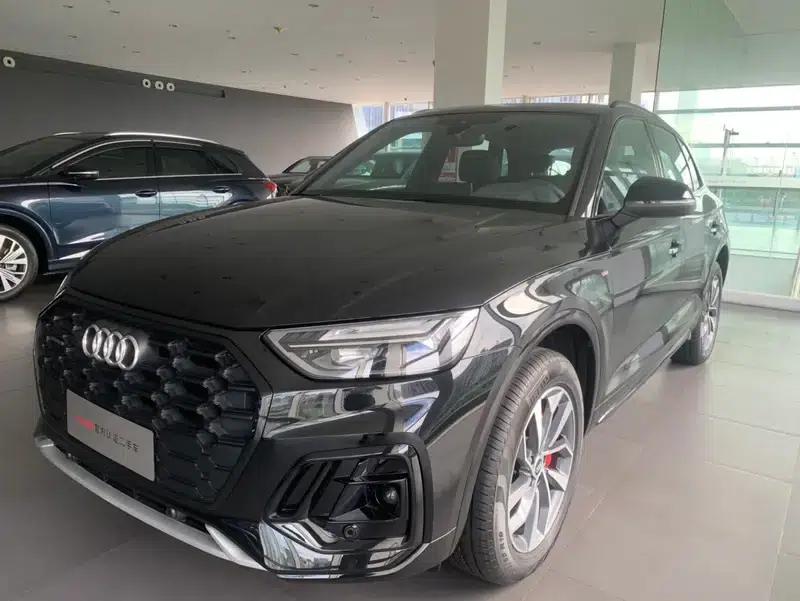 Audi Q5L 2025 40TFSI Luxury Dynamic — миниатюра 1