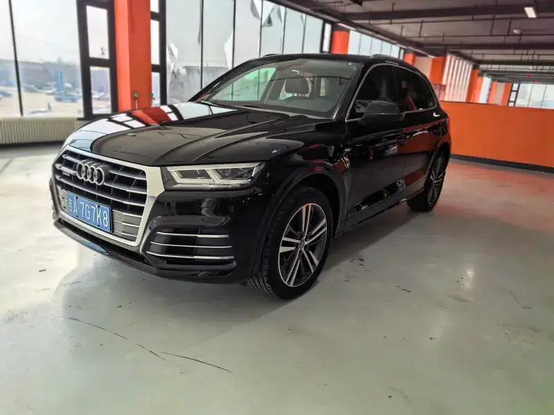 Audi Q5L 2018 40 TFSI Luxury Fashion Edition (National V Emission Standard) — миниатюра 1