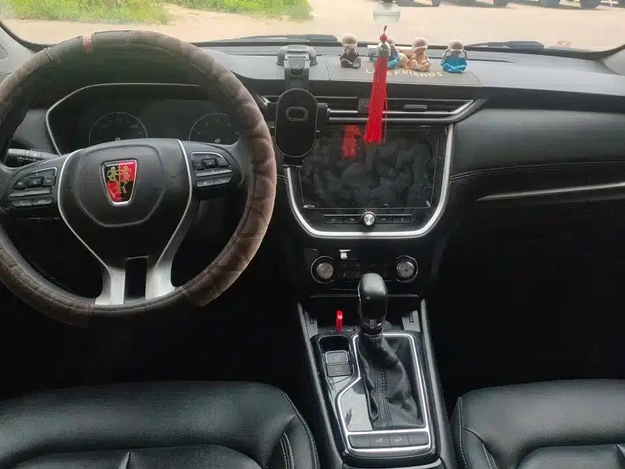 Roewe RX3 2018 1.6L CVT Flagship Edition — миниатюра 12