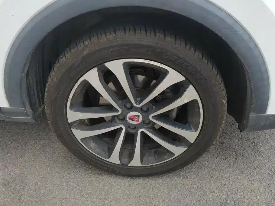 Roewe RX3 2018 1.6L CVT Flagship Edition — миниатюра 6
