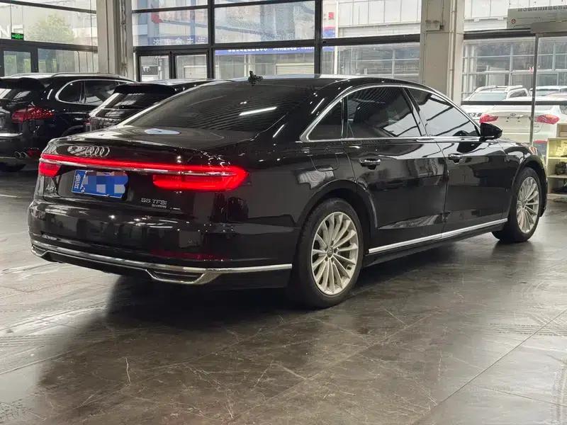 2019 Audi A8 A8L 50 TFSI quattro Comfort — миниатюра 4