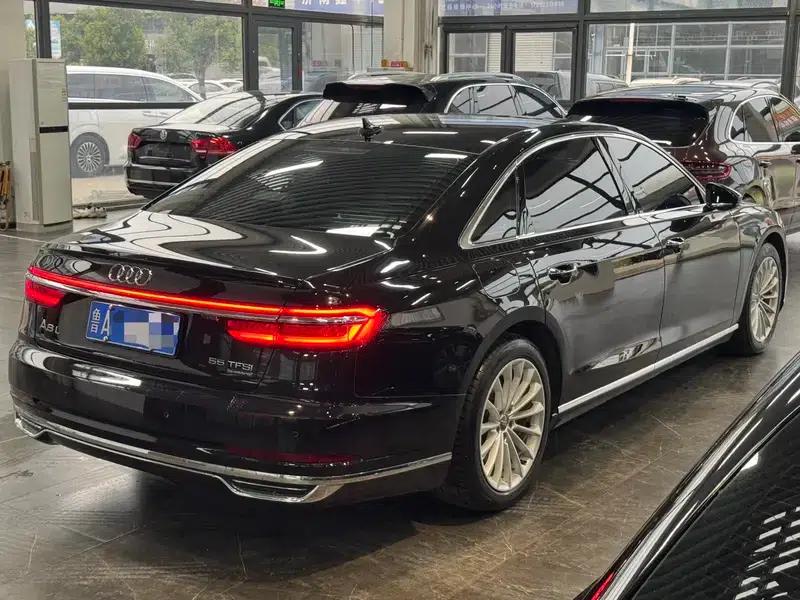 2019 Audi A8 A8L 50 TFSI quattro Comfort — миниатюра 5