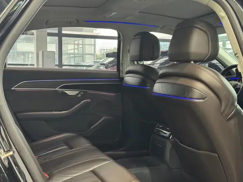 2019 Audi A8 A8L 50 TFSI quattro Comfort — миниатюра 10