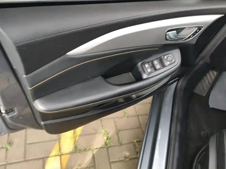 Roewe i6 MAX New Energy 2021 EV 500 Panoramic Flagship Edition — миниатюра 7