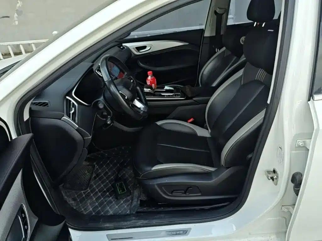 Roewe i6 MAX New Energy 2020 1.5T PHEV Cool Panoramic Sunroof Edition — миниатюра 15