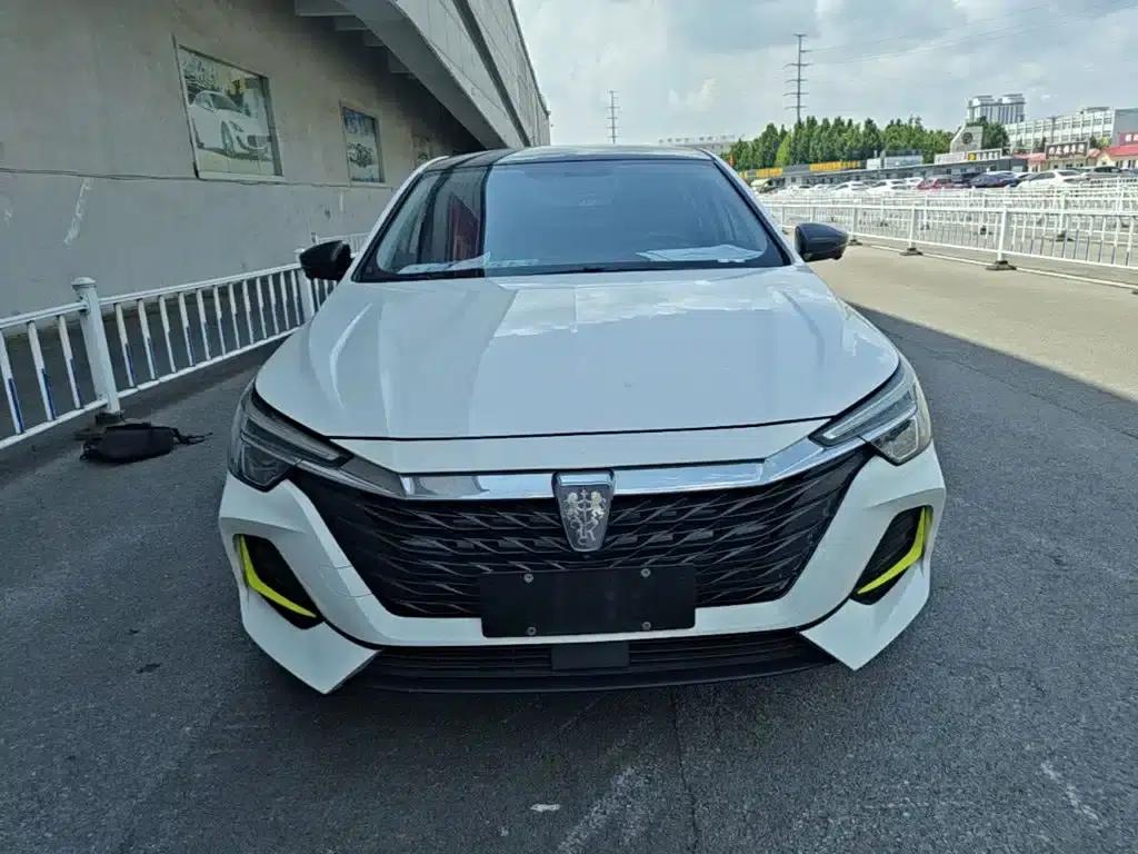 Roewe i6 MAX New Energy 2020 1.5T PHEV Cool Panoramic Sunroof Edition — миниатюра 3