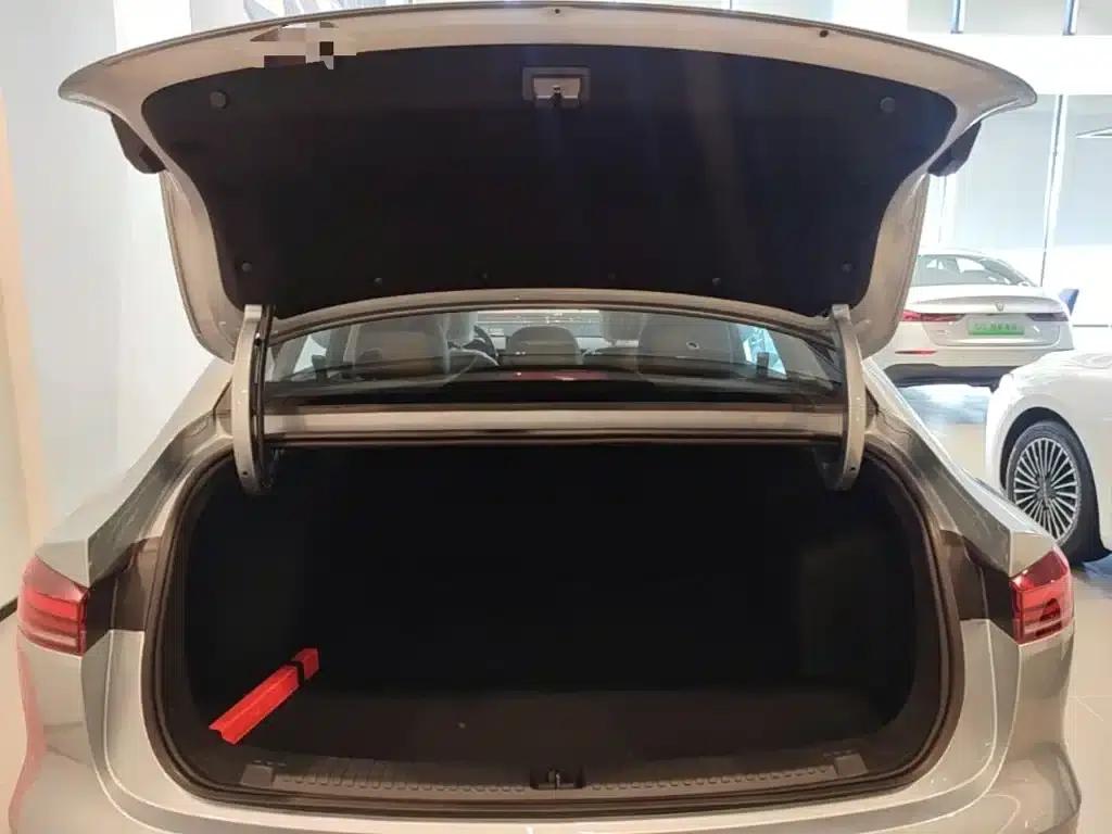 Roewe D6 2025 450km Premium Edition — миниатюра 19
