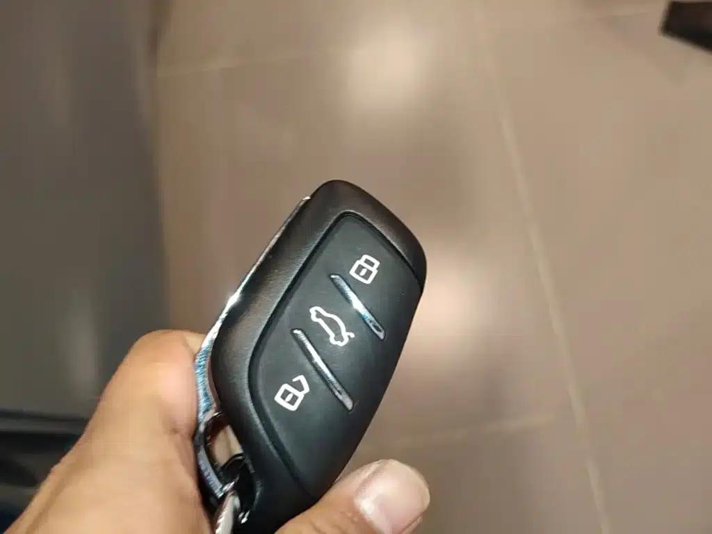 Roewe D6 2025 450km Premium Edition — миниатюра 9