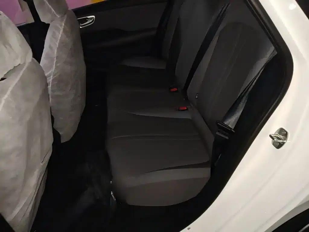 Roewe D6 2025 450km Premium Edition — миниатюра 17