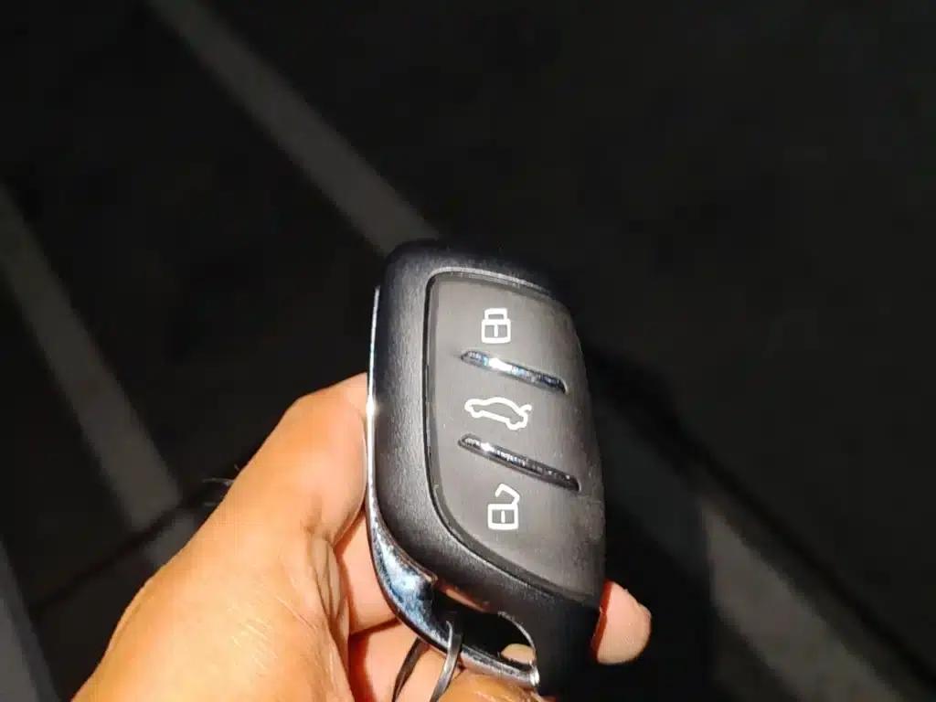 Roewe D6 2025 450km Premium Edition — миниатюра 9