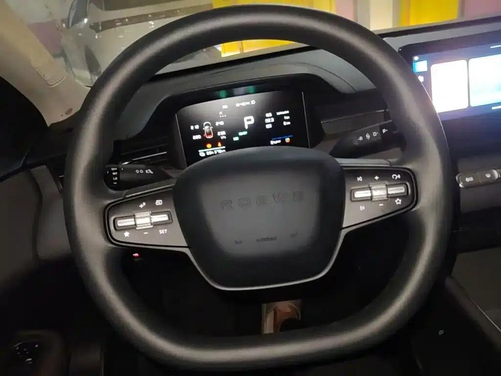 Roewe D6 2025 450km Premium Edition — миниатюра 11
