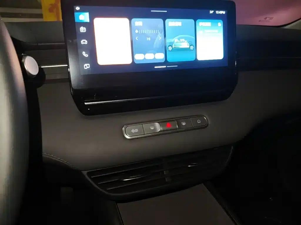 Roewe D6 2025 450km Premium Edition — миниатюра 13