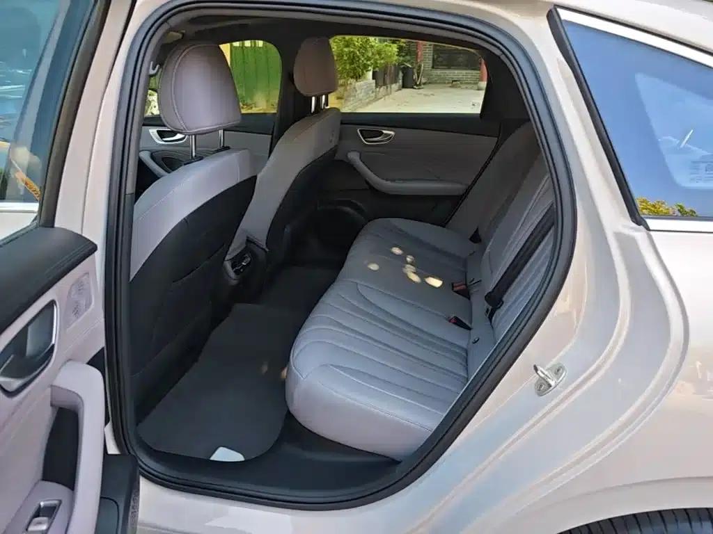 Roewe M7 DMH 2025 160km Premium Edition — миниатюра 17