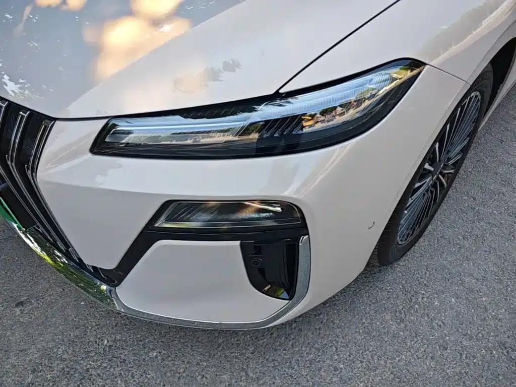 Roewe M7 DMH 2025 160km Premium Edition — миниатюра 24