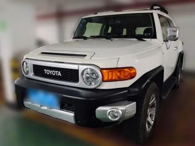 Toyota FJ Cruiser 2013 4.0L