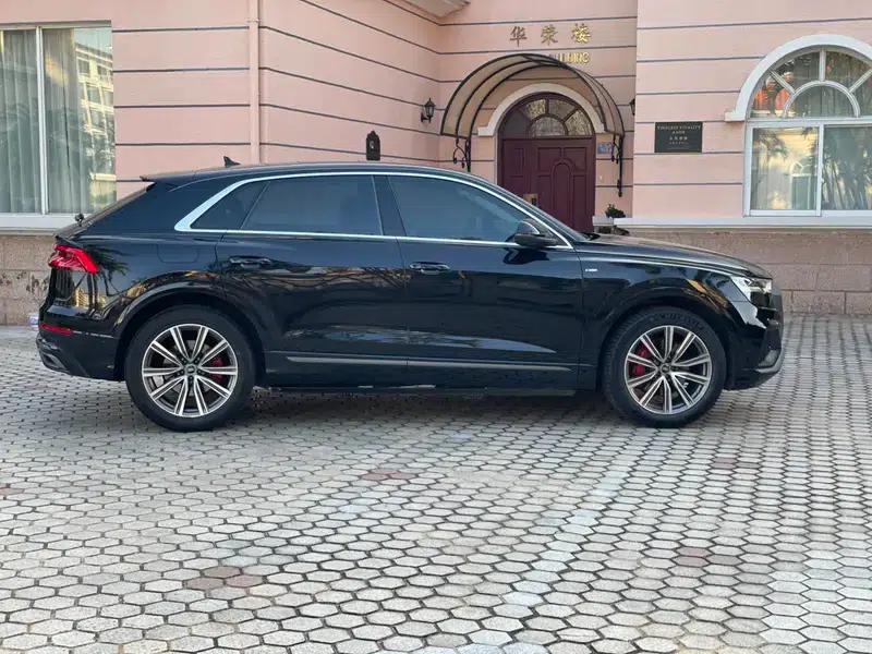 Audi Q8 2021 45 TFSI Luxury Elegance — миниатюра 7