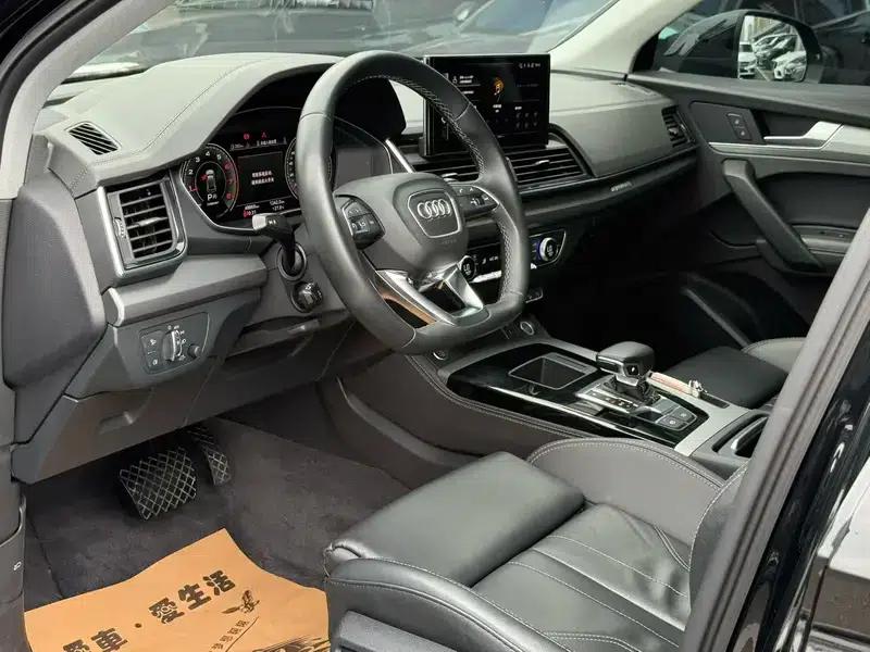 Audi Q5L Sportback 2022 40 TFSI Fashion Edition — миниатюра 8