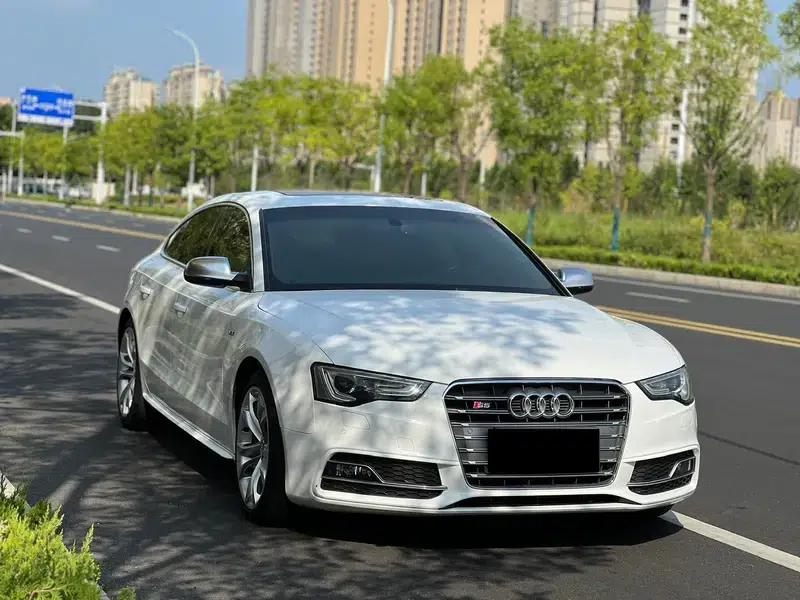 2012 Audi S5 3.0T Sportback — миниатюра 3