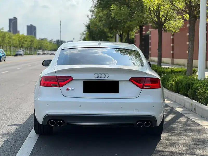 2012 Audi S5 3.0T Sportback — миниатюра 6