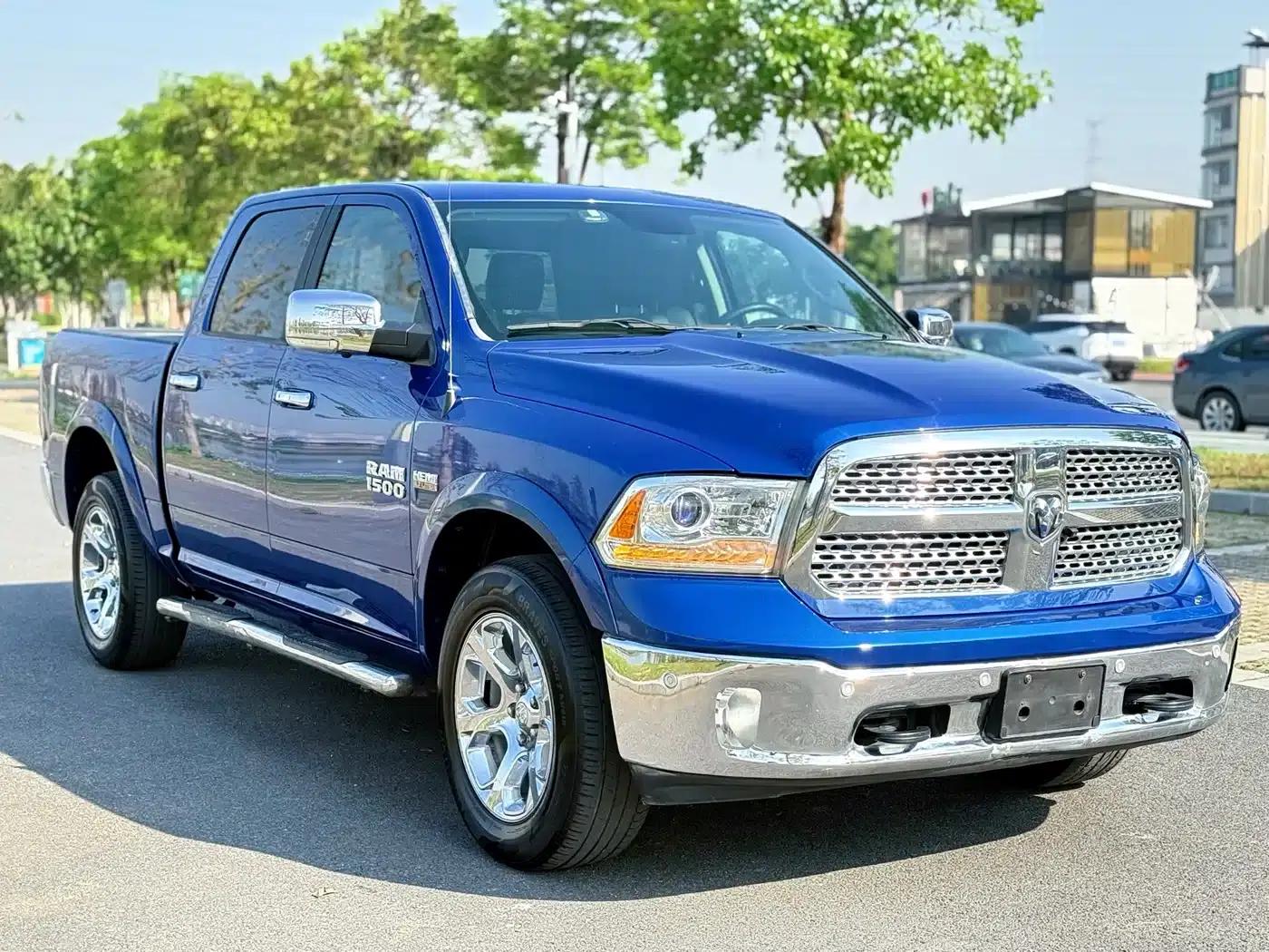 RAM Trucks 2016 5.7L Automatic — миниатюра 2