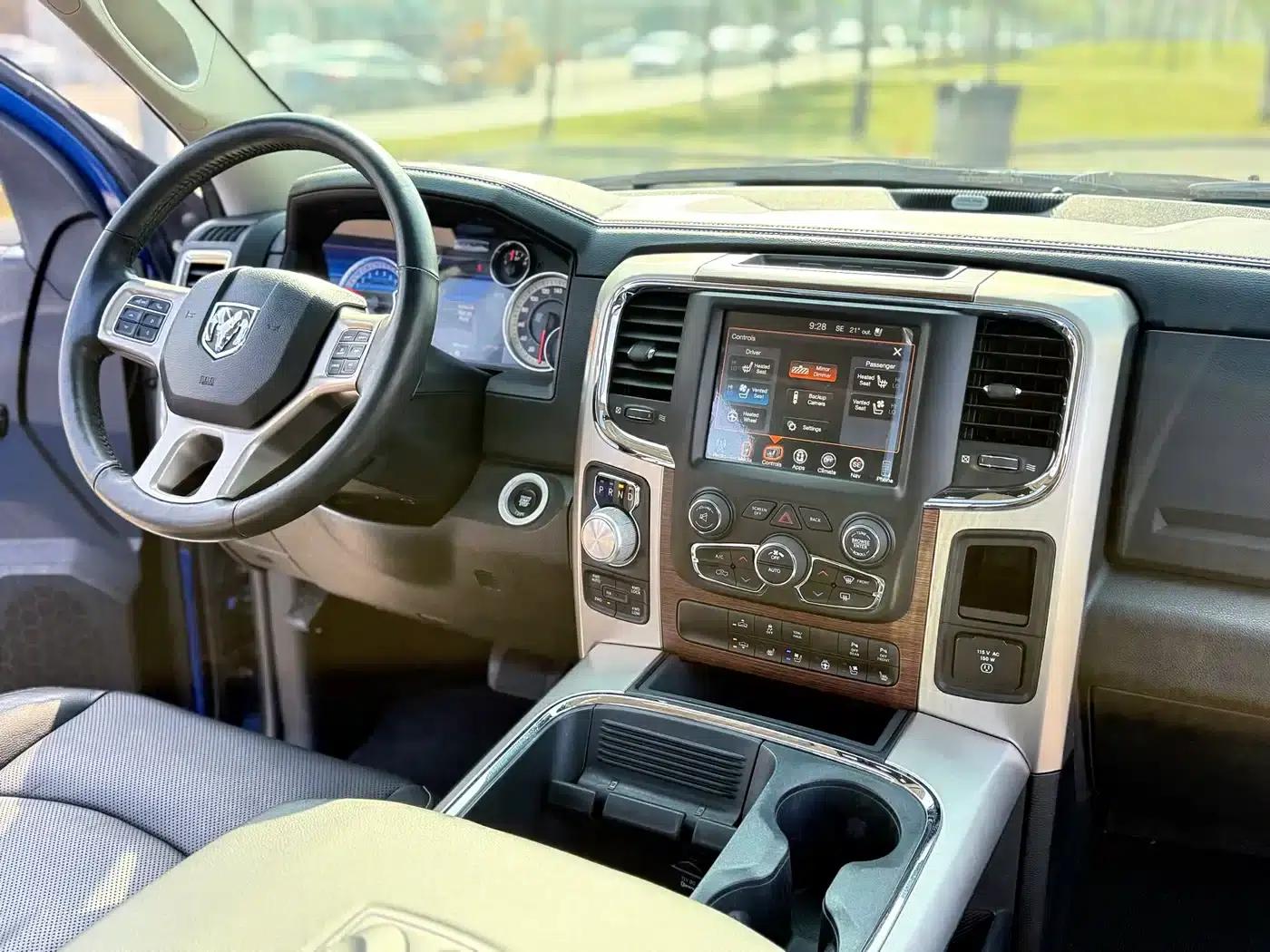 RAM Trucks 2016 5.7L Automatic — миниатюра 11