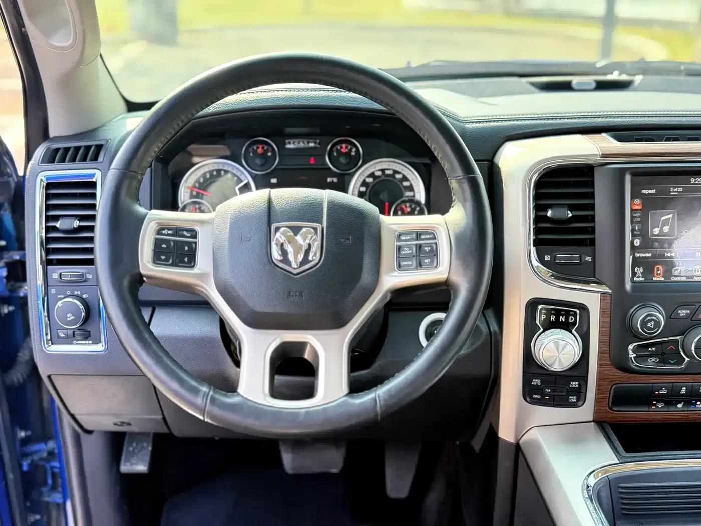 RAM Trucks 2016 5.7L Automatic — миниатюра 13
