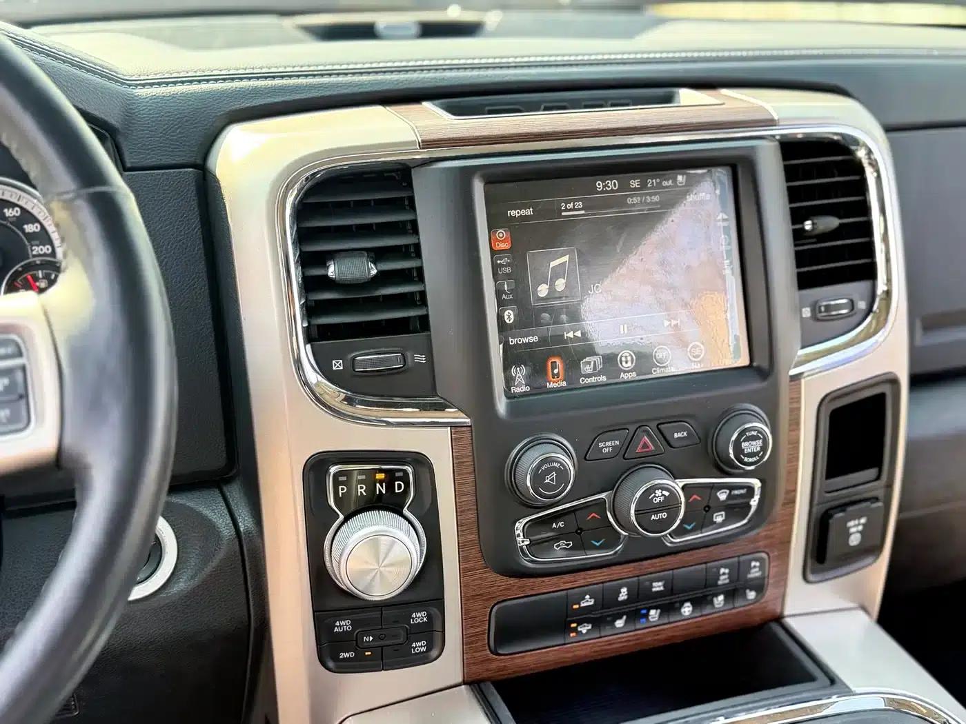 RAM Trucks 2016 5.7L Automatic — миниатюра 14