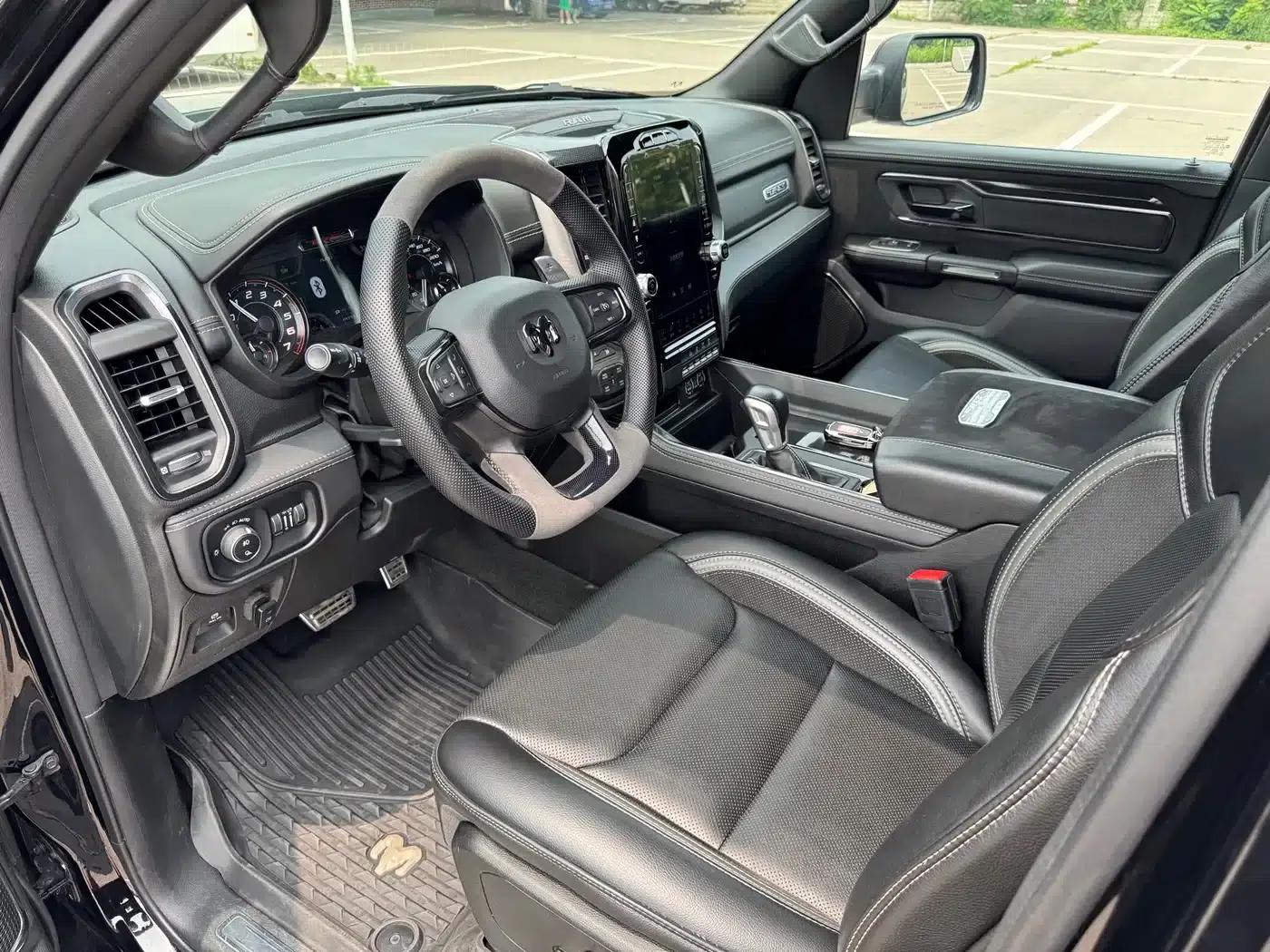 RAM Trucks Tyrannosaurus Rex 2024 6.2T Automatic — миниатюра 11