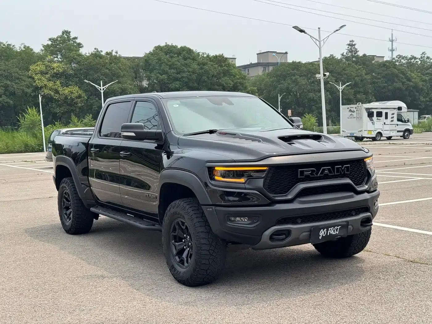 RAM Trucks Tyrannosaurus Rex 2024 6.2T Automatic — миниатюра 3
