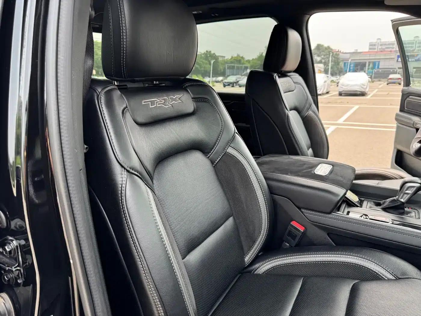 RAM Trucks Tyrannosaurus Rex 2024 6.2T Automatic — миниатюра 21
