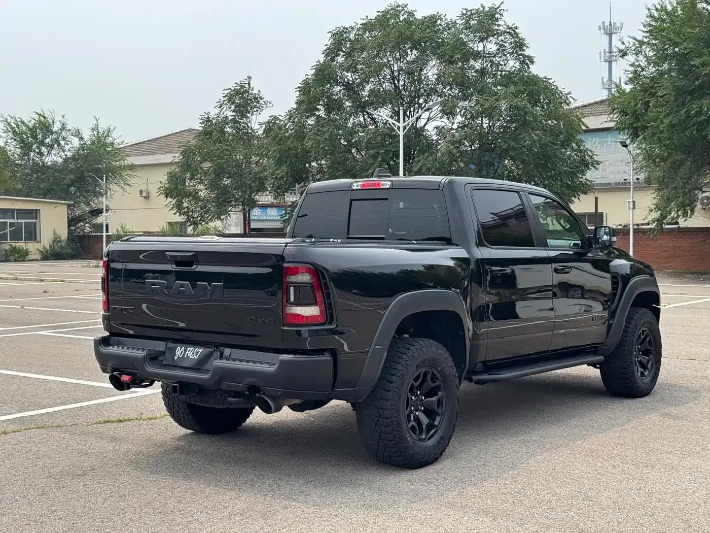 RAM Trucks Tyrannosaurus Rex 2024 6.2T Automatic — миниатюра 6