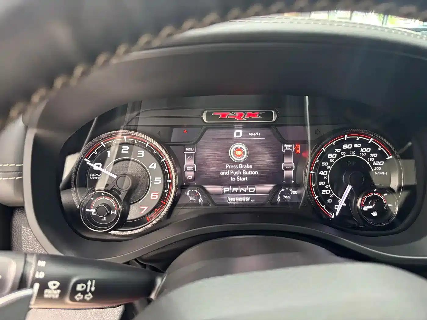 RAM Trucks Tyrannosaurus Rex 2022 6.2T US Spec — миниатюра 13