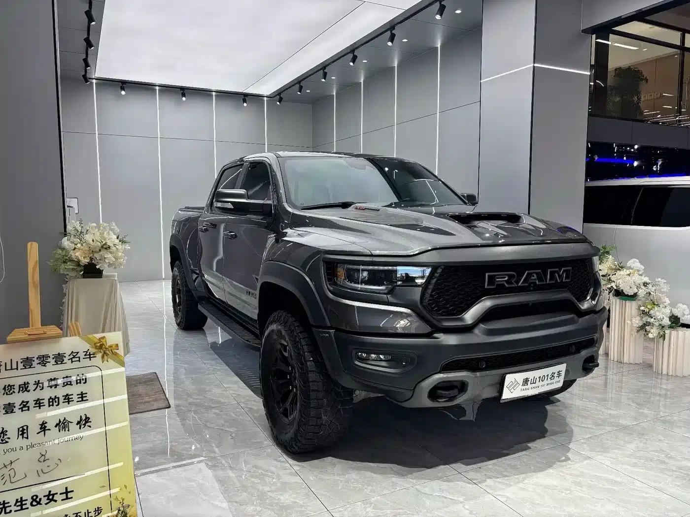 RAM Trucks Tyrannosaurus Rex 2022 6.2T US Spec — миниатюра 3