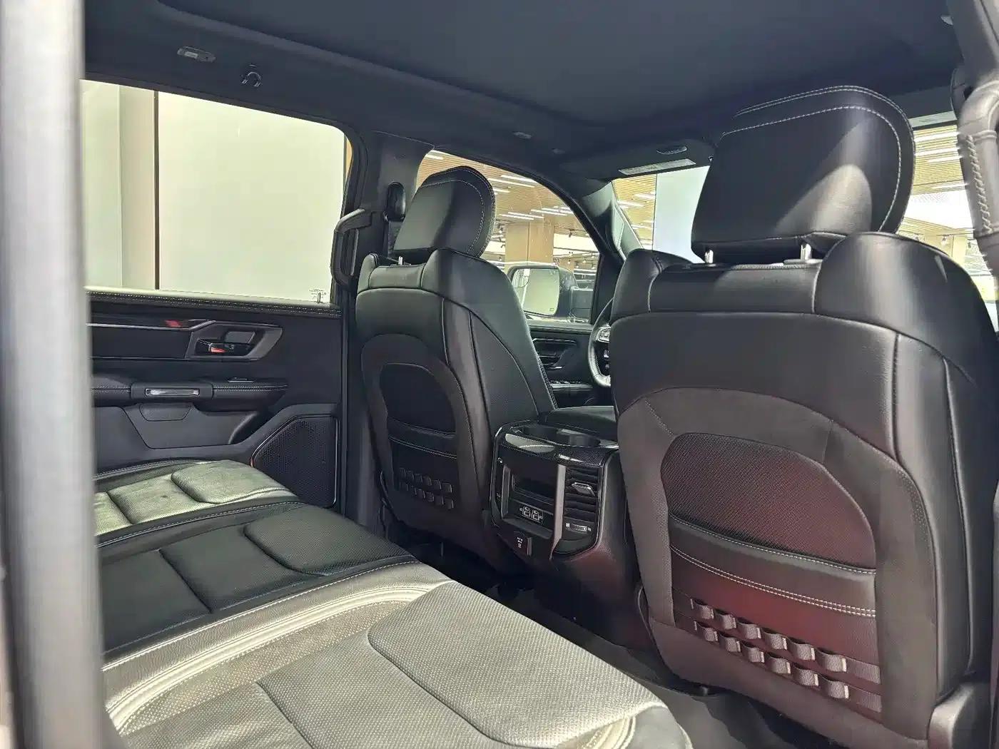 RAM Trucks Tyrannosaurus Rex 2022 6.2T US Spec — миниатюра 26