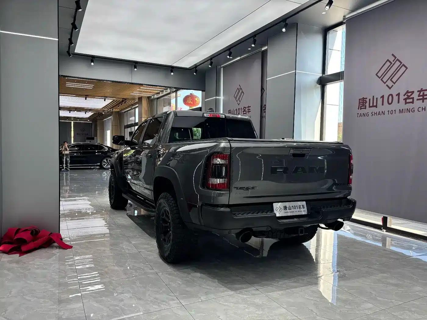 RAM Trucks Tyrannosaurus Rex 2022 6.2T US Spec — миниатюра 7