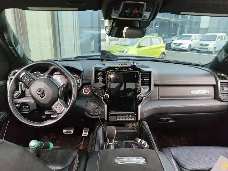 RAM Trucks Tyrannosaurus Rex 2023 6.2T US Spec — миниатюра 3