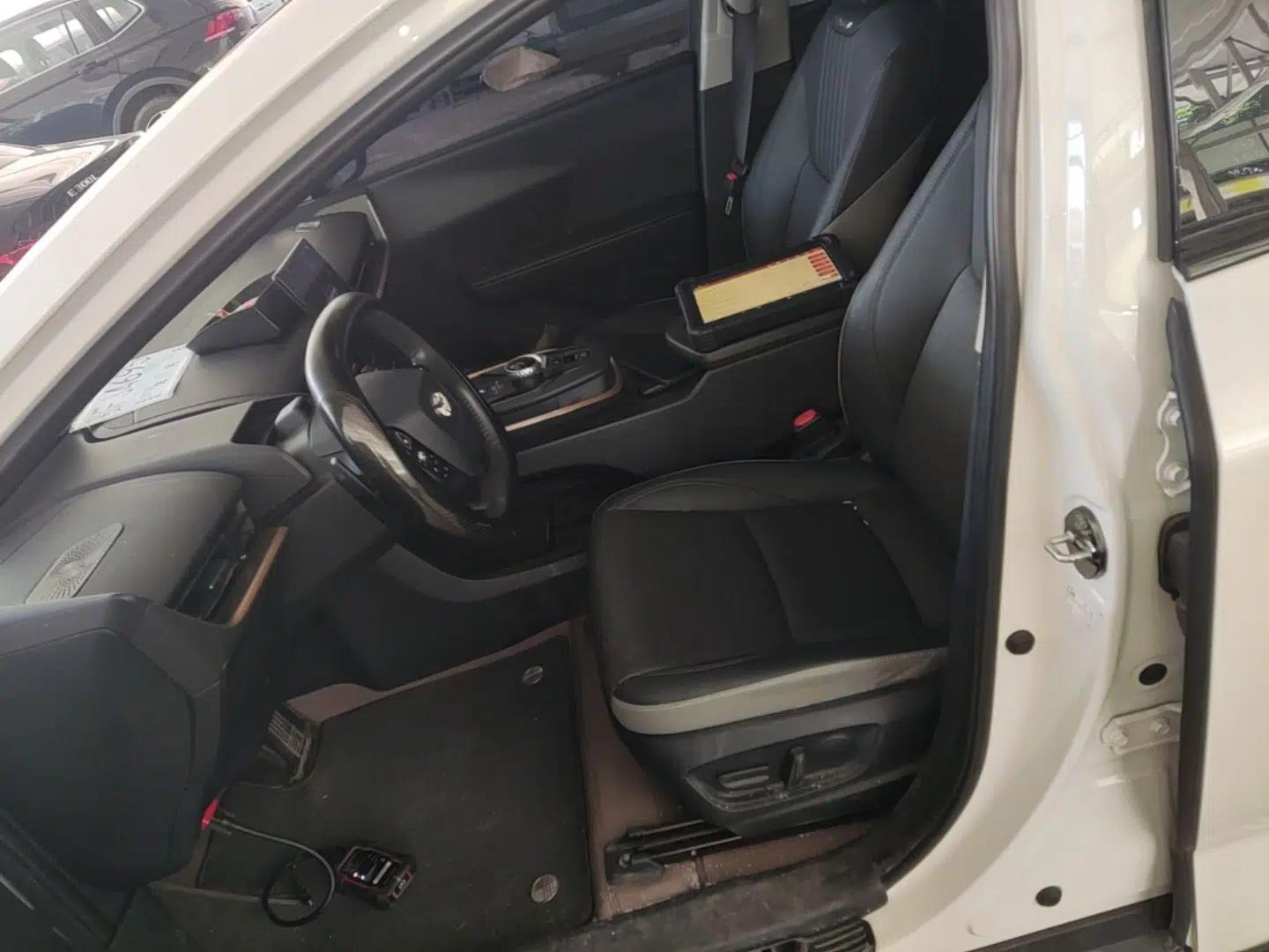Toyota bZ3 2023 616 km Long-Range Premium — миниатюра 17