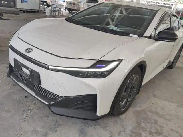 Toyota bZ3 2023 616 km Long-Range Premium