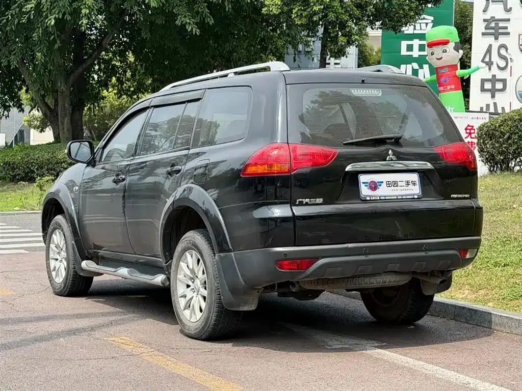 2013 Pajero Sport 2.4L Manual 2WD Comfort Edition — миниатюра 4