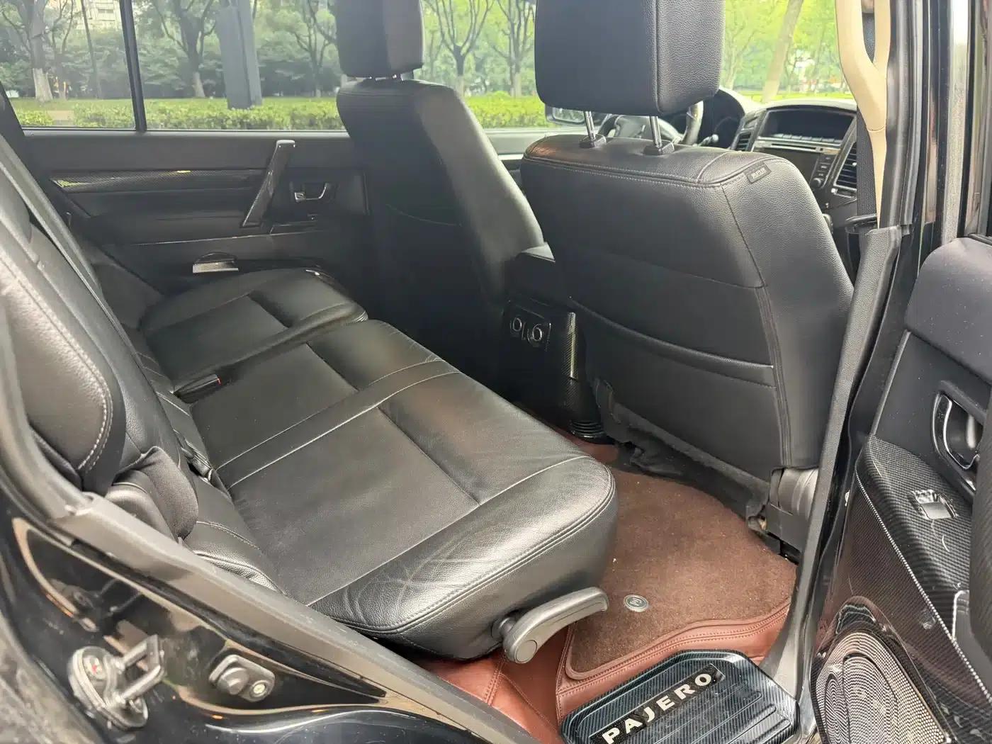 2016 Pajero Imported 3.0L Automatic Luxury Edition (National V Emission Standard) — миниатюра 22