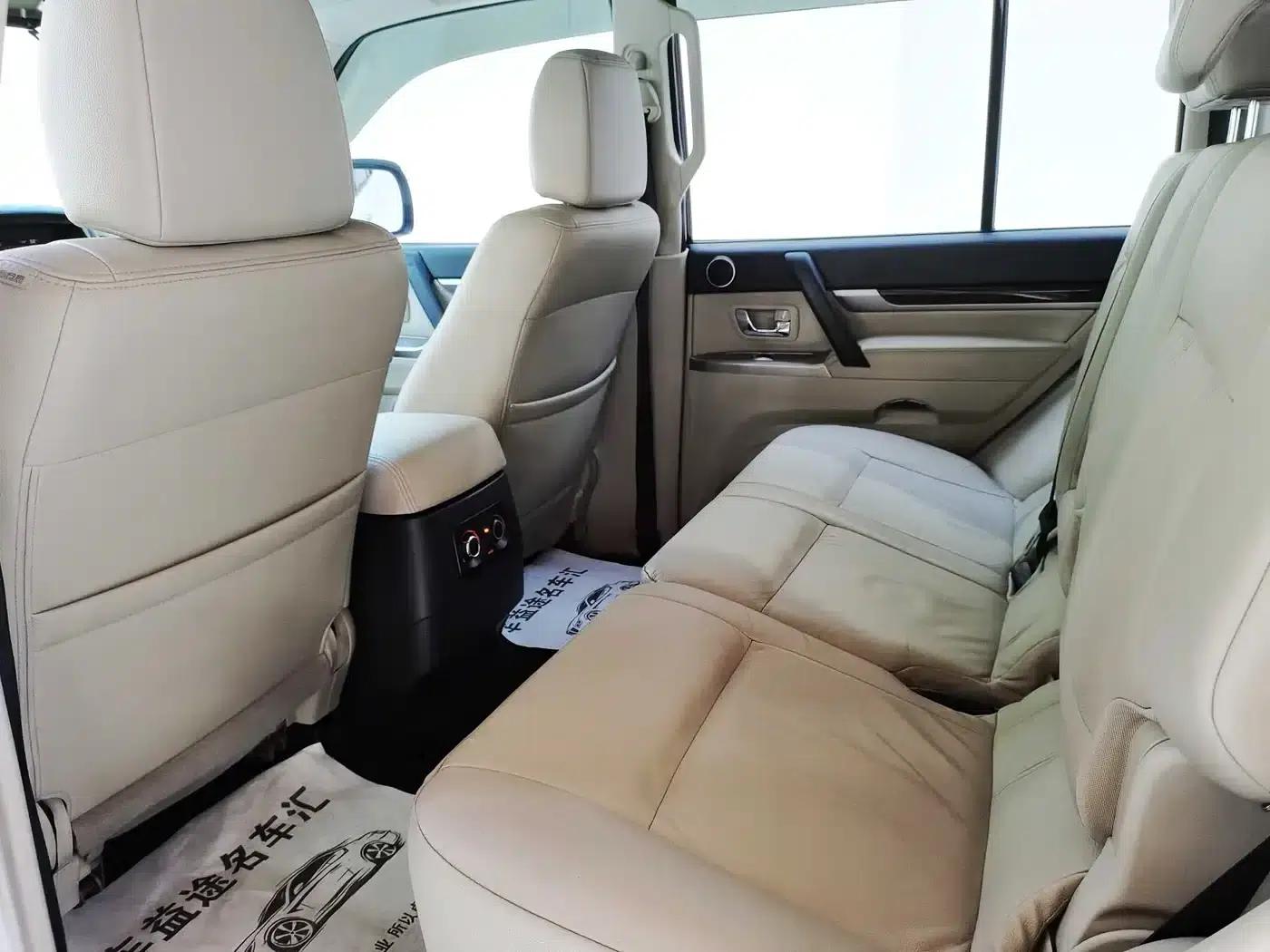 2019 Pajero V97 (Imported) 3.8L Middle East Version — миниатюра 9