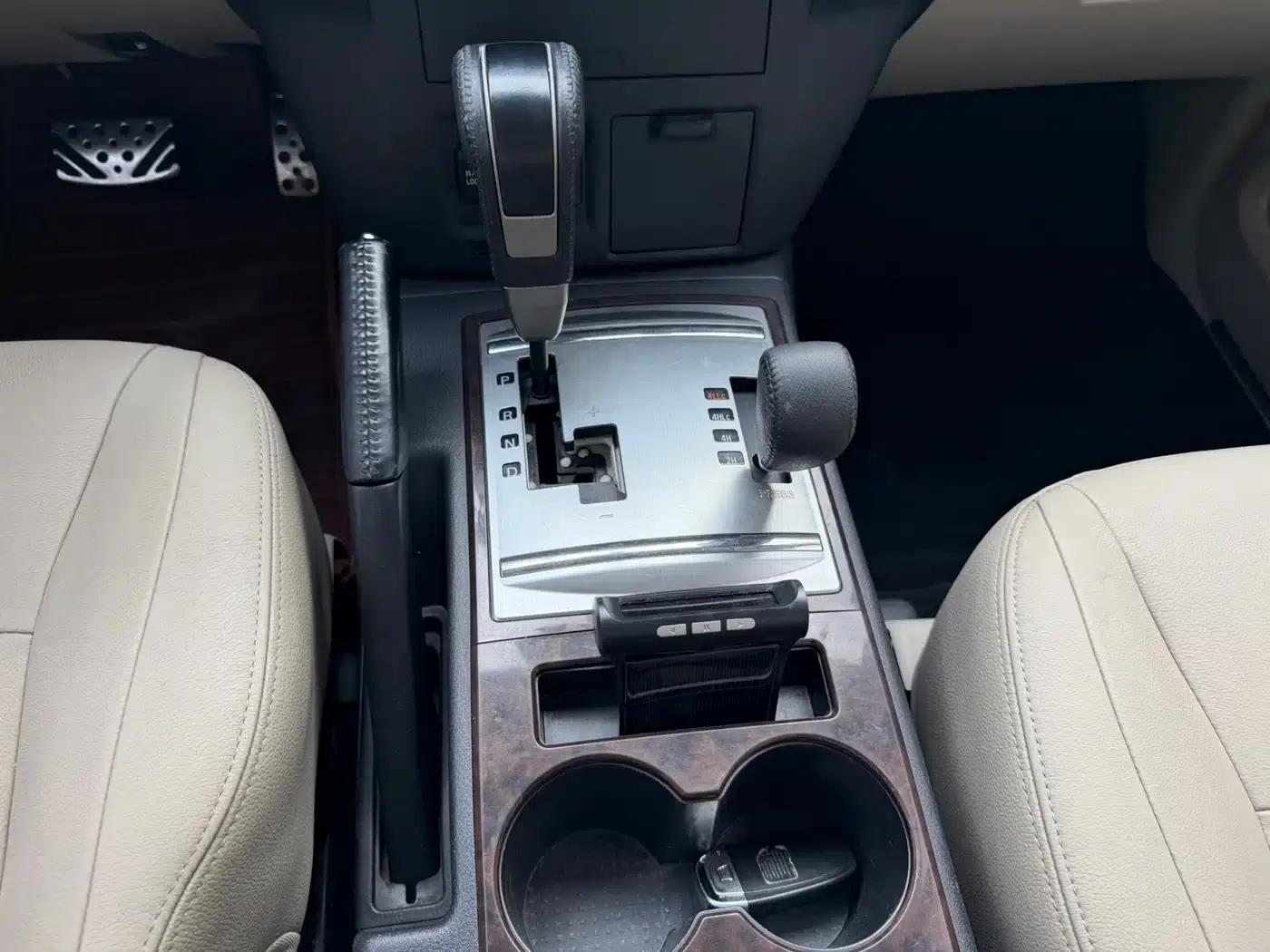 2018 Pajero Imported 3.0L Automatic Luxury Edition — миниатюра 8
