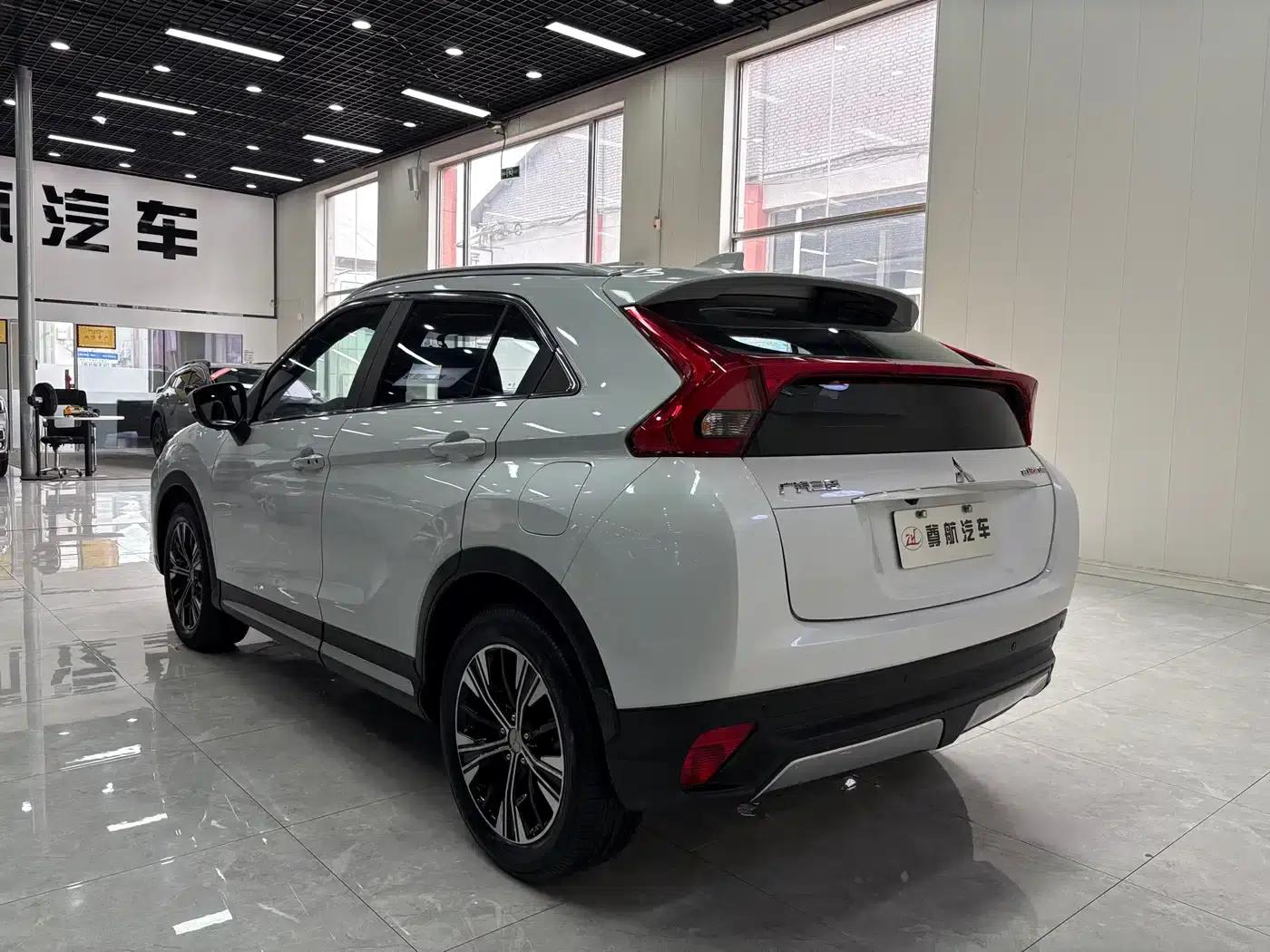 Eclipse Cross 2019 1.5T CVT 2WD Dream Edition (China VI Emission Standard) — миниатюра 6
