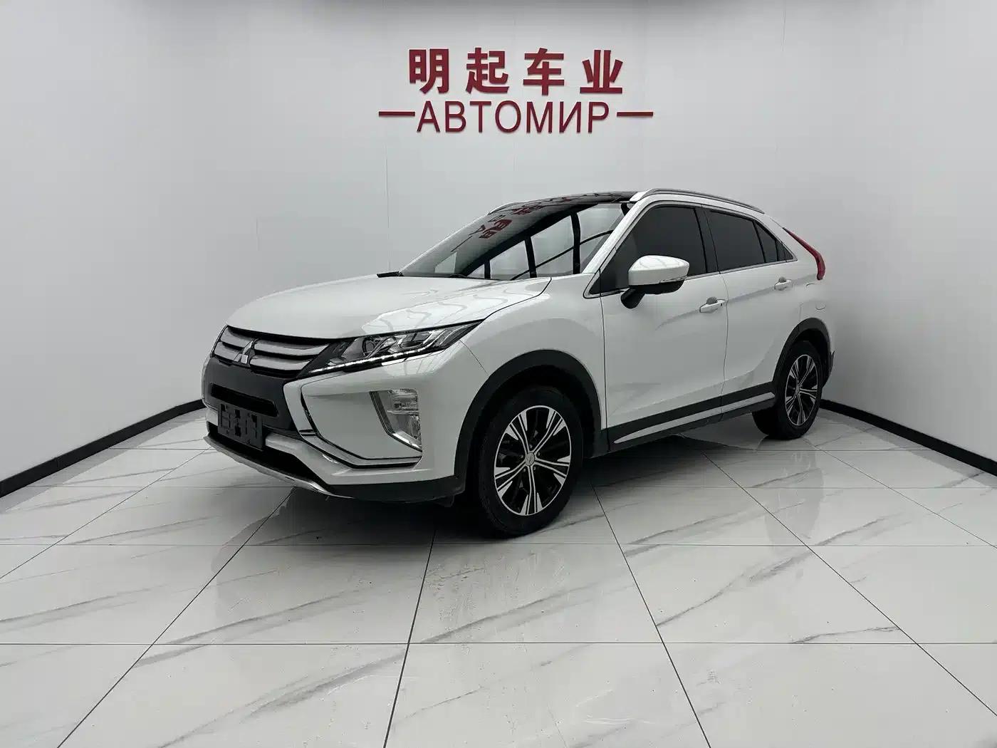 Eclipse Cross 2021 1.5T CVT 4WD Passion Edition — миниатюра 1